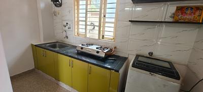 Kitchen Image of 600 Sq.ft 1 BHK Builder Floor for rent in Kalyan Nagar Bengaluru for Rs. 16500