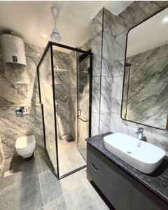 Image of 4500 Sq.ft 4 BHK Builder Floor for sale in Greater Kailash I, New Delhi for Rs. 120000000