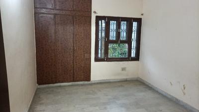 Bedroom Image of 1100 Sq.ft 2 BHK Apartment / Flat for sale in Butler Colony Lucknow for Rs. 5000000