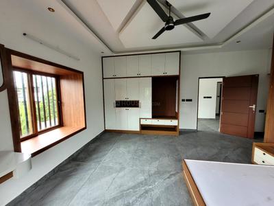 Hall Image of 4500 Sq.ft 4 BHK Independent House for sale in Thevakkal Kochi for Rs. 35000000