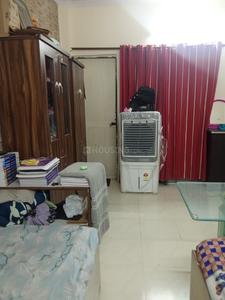 Bedroom Image of Girl&#x27;s PG in Laxmi Nagar, New Delhi
