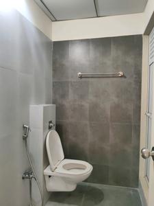 Common Bathroom Image of 1050 Sq.ft 3 BHK Apartment / Flat for sale in Piramal Vaikunth , Thane West Thane for Rs. 23000000