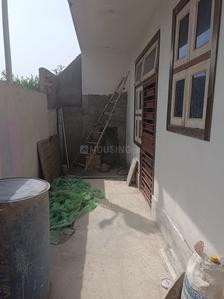 Passage Image of 1575 Sq.ft 3 BHK Builder Floor for rent in Lal Kuan Ghaziabad for Rs. 12000