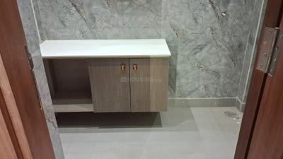 Image of 1250 Sq.ft 3 BHK Builder Floor for sale in Vikaspuri, New Delhi for Rs. 21500000