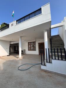 Balcony Image of 1000 Sq.ft 2.5 BHK Apartment / Flat for rent in Guru Nanak Nagar Jammu for Rs. 15000
