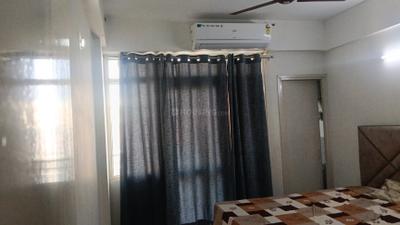 Bedroom Image of 800 Sq.ft 2 BHK Apartment / Flat for rent in Suncity Avenue 76, Sector 76 Gurgaon for Rs. 33000