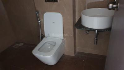 Bathroom Image of 1100 Sq.ft 2.5 BHK Apartment / Flat for rent in Thane West Thane for Rs. 65000