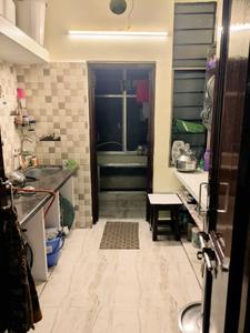 Kitchen Image of 950 Sq.ft 2 BHK Apartment / Flat for sale in Ashiyana Apartment, Napier Town Jabalpur for Rs. 3800000