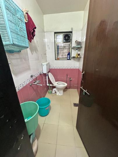 Pandurang Colony, Erandwane Bathroom 1