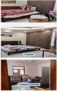 Bedroom Image of 4500 Sq.ft 7 BHK Villa for rent in Amausi Lucknow for Rs. 55000