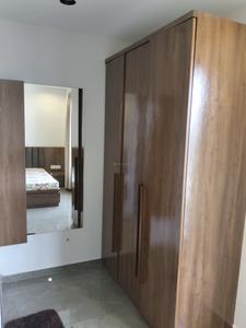 Bedroom Image of 1172 Sq.ft 3.5 BHK Apartment / Flat for rent in Malabar Exotica, Vaishno Devi Circle Ahmedabad for Rs. 43000
