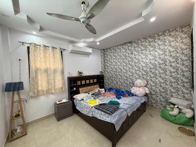 Bedroom Image of 1080 Sq.ft 3 BHK Builder Floor for sale in Govindpuri Extension New Delhi for Rs. 7900000