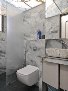 Common Bathroom Image of 1080 Sq.ft 2 BHK Apartment / Flat for sale in Chembur Mumbai for Rs. 27500000