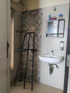 Bedroom Image of 600 Sq.ft 1 BHK Apartment / Flat for rent in Gurukrupa Marina Enclave, Malad West Mumbai for Rs. 40000