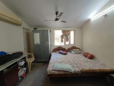 Bedroom Image of 2251 Sq.ft 4 BHK Independent House for sale in Bodakdev Ahmedabad for Rs. 35000000