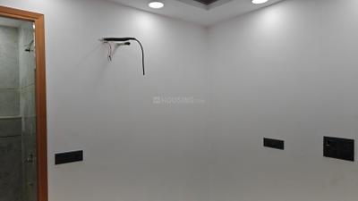 Bedroom Image of 550 Sq.ft 2 BHK Builder Floor for sale in Govindpuri New Delhi for Rs. 4000000