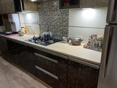 Kitchen Image of 2350 Sq.ft 3 BHK Builder Floor for rent in Ansal Esencia Sector 67, Sector 67 Gurgaon for Rs. 52000