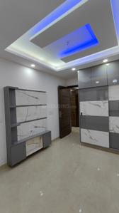Bedroom Image of 950 Sq.ft 3 BHK Builder Floor for sale in Shalimar Bagh New Delhi for Rs. 18100000