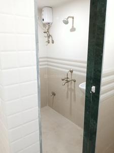 Bathroom Image of 400 Sq.ft 1.5 BHK Independent House for rent in Thane West Thane for Rs. 20000