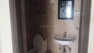 Image of 1390 Sq.ft 4 BHK Apartment / Flat for rent in Green Heights, Rajarhat, Kolkata for Rs. 25000
