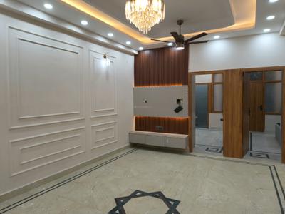 Living Room Image of 1550 Sq.ft 3 BHK Builder Floor for sale in Indirapuram Ghaziabad for Rs. 12000000