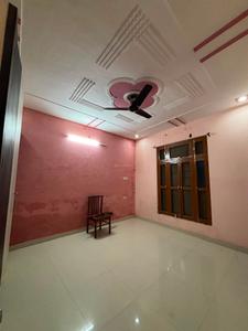 Hall Image of 800 Sq.ft 1 BHK Independent House for rent in Rajajipuram Lucknow for Rs. 11500