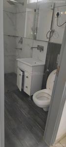 Bathroom Image of 1350 Sq.ft 3 BHK Builder Floor for rent in Janakpuri New Delhi for Rs. 58000