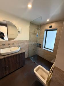 Bathroom Image of 1200 Sq.ft 3 BHK Apartment / Flat for rent in Panju Mahal, Bandra West Mumbai for Rs. 335000