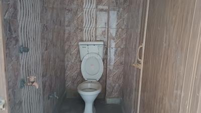 Bathroom Image of 800 Sq.ft 2 BHK Apartment / Flat for rent in Bally Howrah for Rs. 9000
