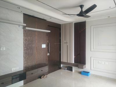 Living Room Image of 1250 Sq.ft 2.5 BHK Apartment / Flat for sale in Lodha Bellagio, Powai Mumbai for Rs. 42200000