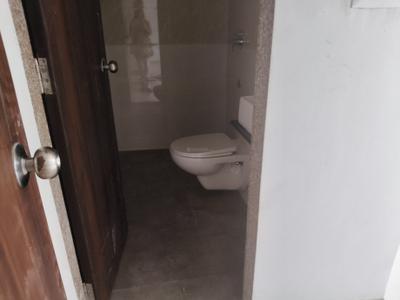 Bathroom Image of 500 Sq.ft 1 BHK Apartment / Flat for sale in Sushanku Avenue 36, Goregaon West Mumbai for Rs. 13000000