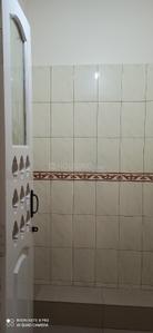 Bathroom Image of 1100 Sq.ft 2 BHK Builder Floor for rent in Indira Nagar Bengaluru for Rs. 40000