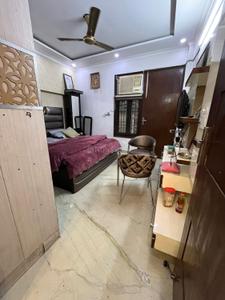Bedroom Image of 1500 Sq.ft 3 BHK Builder Floor for rent in Mansarover Garden New Delhi for Rs. 60000