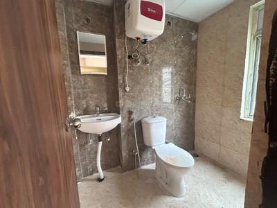 Image of 1044 Sq.ft 3 BHK Apartment / Flat for rent in Amrapali Dream Valley 2, Noida Extension, Greater Noida for Rs. 21000