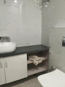 Common Bathroom Image of 850 Sq.ft 2 BHK Apartment / Flat for sale in Vikaspuri New Delhi for Rs. 9000000