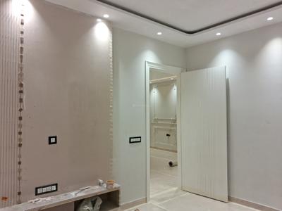Bedroom Image of 1800 Sq.ft 3 BHK Builder Floor for sale in Paschim Vihar New Delhi for Rs. 37200000