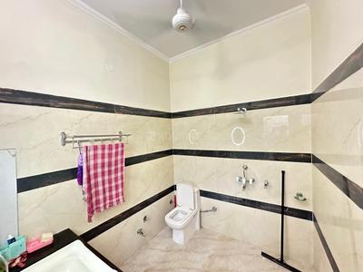 Bathroom Image of 2228 Sq.ft 6 BHK Independent House for rent in Verka Amritsar for Rs. 60000