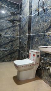Bathroom Image of 450 Sq.ft 1 BHK Builder Floor for sale in Govindpuri Extension New Delhi for Rs. 4000000
