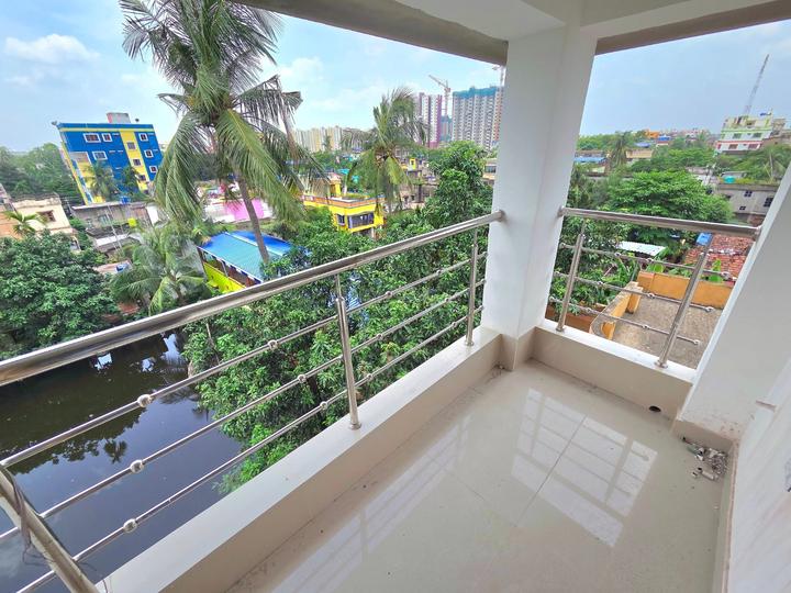 near konnagar railway station Main Image 1