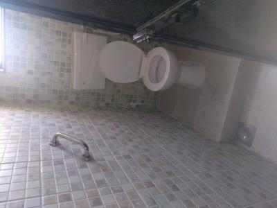 Bathroom Image of 2000 Sq.ft 3 BHK Villa for sale in Raviraj Patang Plaza, Dhankawadi, Pune, Dhankawadi Pune for Rs. 14000000
