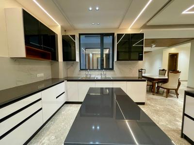 Kitchen Image of 3250 Sq.ft 4 BHK Apartment / Flat for sale in DLF The Valley Central, Sector 3 Panchkula for Rs. 26499999