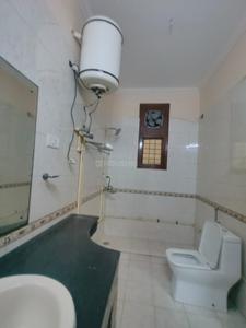 Image of 1800 Sq.ft 3 BHK Builder Floor for rent in Sector 41, Noida for Rs. 35000