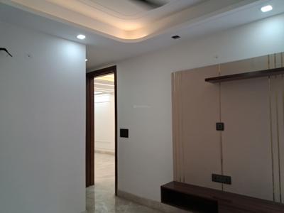 Bedroom Image of 1350 Sq.ft 3 BHK Builder Floor for sale in Paschim Vihar New Delhi for Rs. 26000000