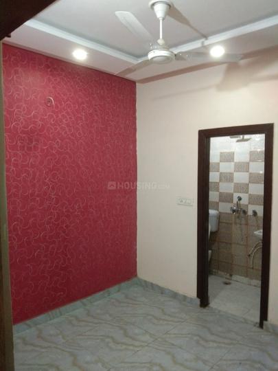 Bhagwati Garden, Dwarka Mor Bedroom 1