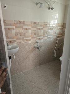 Bathroom Image of 900 Sq.ft 2 BHK Builder Floor for rent in Kithiganur Bengaluru for Rs. 24000