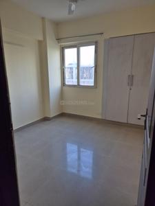 Bedroom Image of 890 Sq.ft 2 BHK Apartment / Flat for rent in Sethi Max Royal, Sector 76 Noida for Rs. 26500