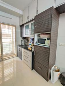 Kitchen Image of 1100 Sq.ft 3 BHK Apartment / Flat for sale in Santacruz East Mumbai for Rs. 40000000