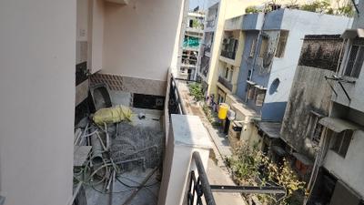 Bedroom Image of 720 Sq.ft 2 BHK Builder Floor for rent in Janakpuri New Delhi for Rs. 28000