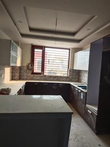 Kitchen Image of 2150 Sq.ft 3 BHK Builder Floor for rent in Sector 16 Faridabad for Rs. 40000
