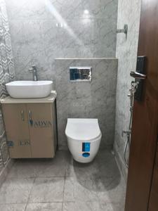 Common Bathroom Image of 3800 Sq.ft 5 BHK Apartment / Flat for sale in Ansal Celebrity Homes, Palam Vihar Gurgaon for Rs. 48000007
